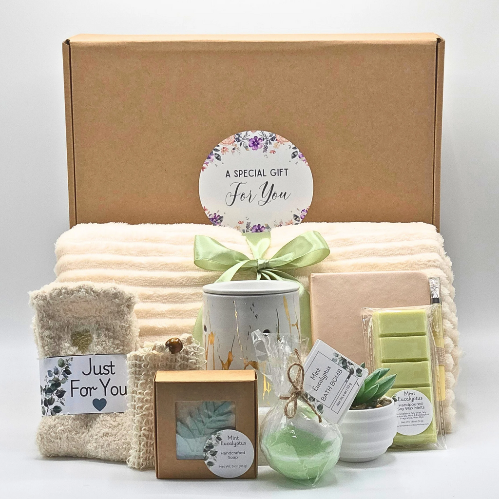 Wax Melt Warmer Gift Set for Her – Cozy Blanket, Bath & Home Spa Gift Box (Available in 3 Fragrances)