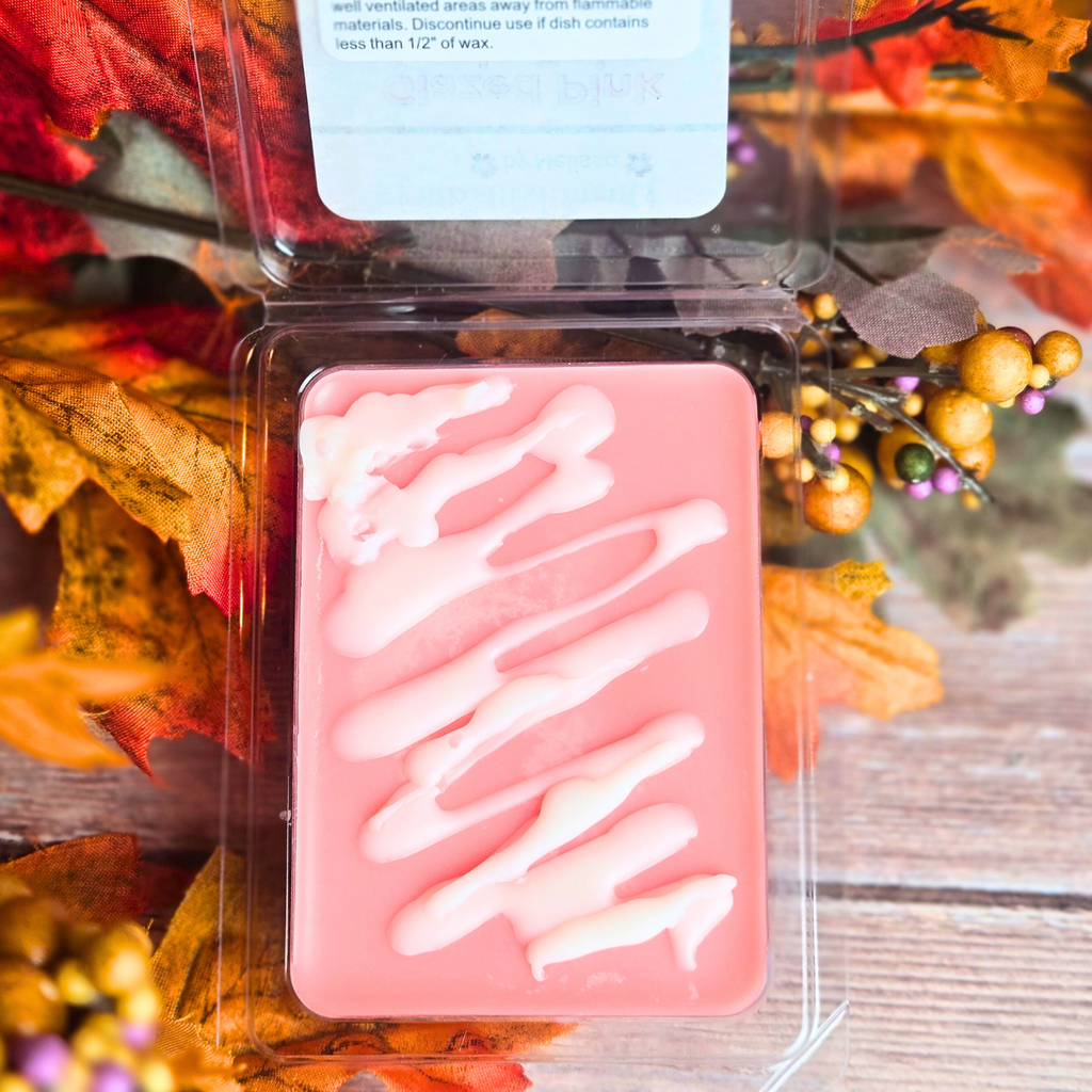 Glazed Pink Apple Spice Wax Melts – Sweet Autumn Aroma with a Drizzle of Cozy 2.25 oz (64 g)