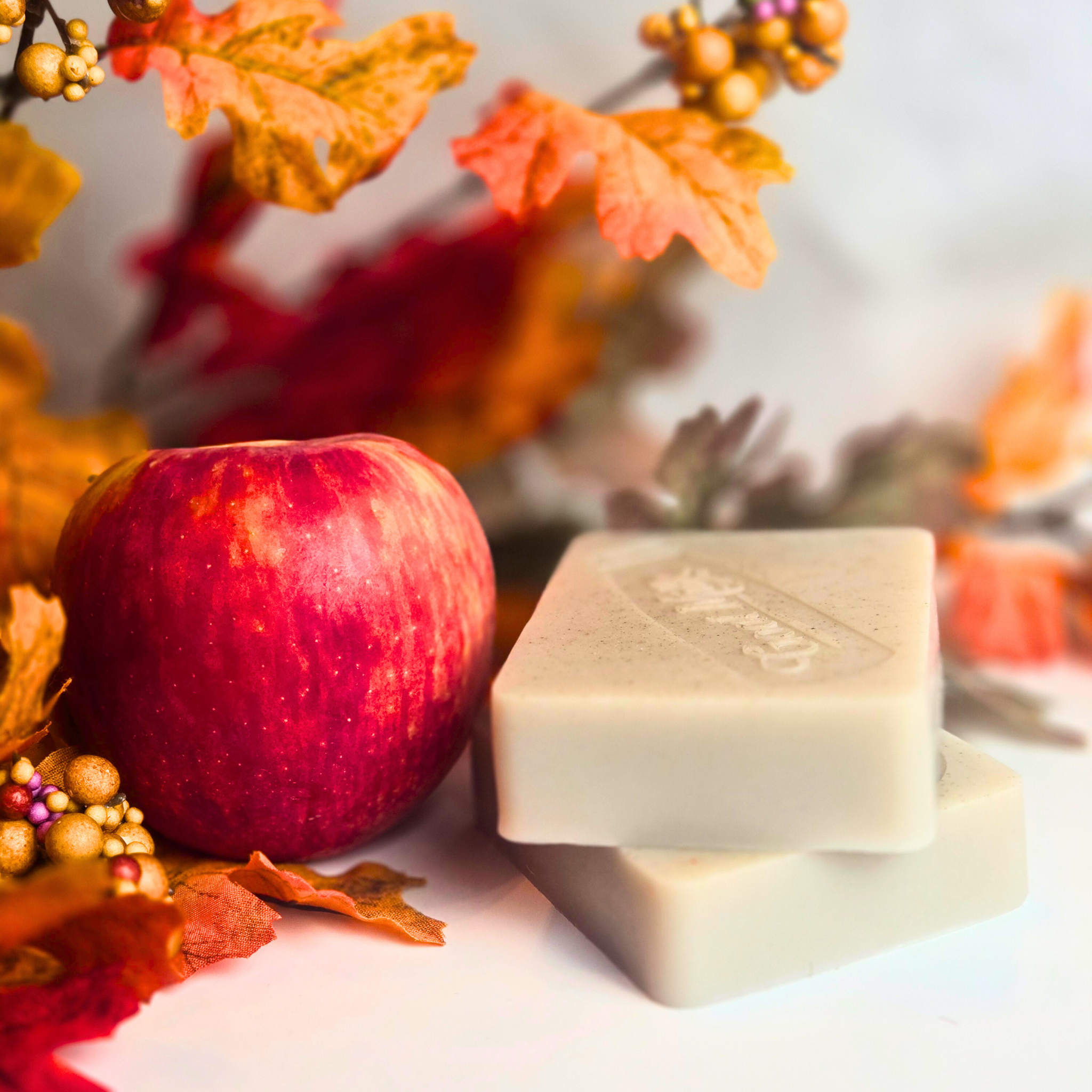 Hot Apple Pie Handcrafted Soap – Warm, Spiced Fall Scented Bar (3.95 oz)