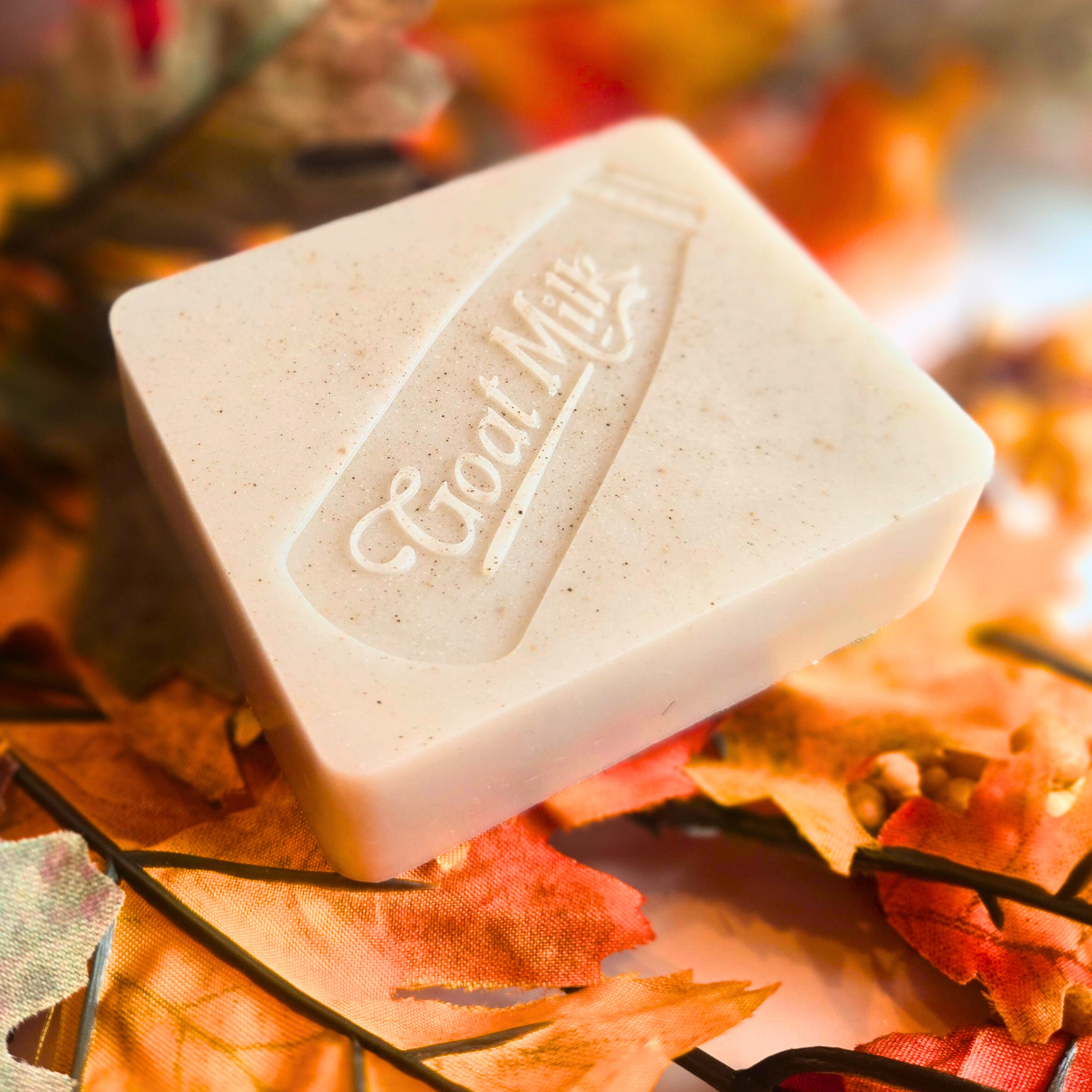 Hot Apple Pie Handcrafted Soap – Warm, Spiced Fall Scented Bar (3.95 oz)