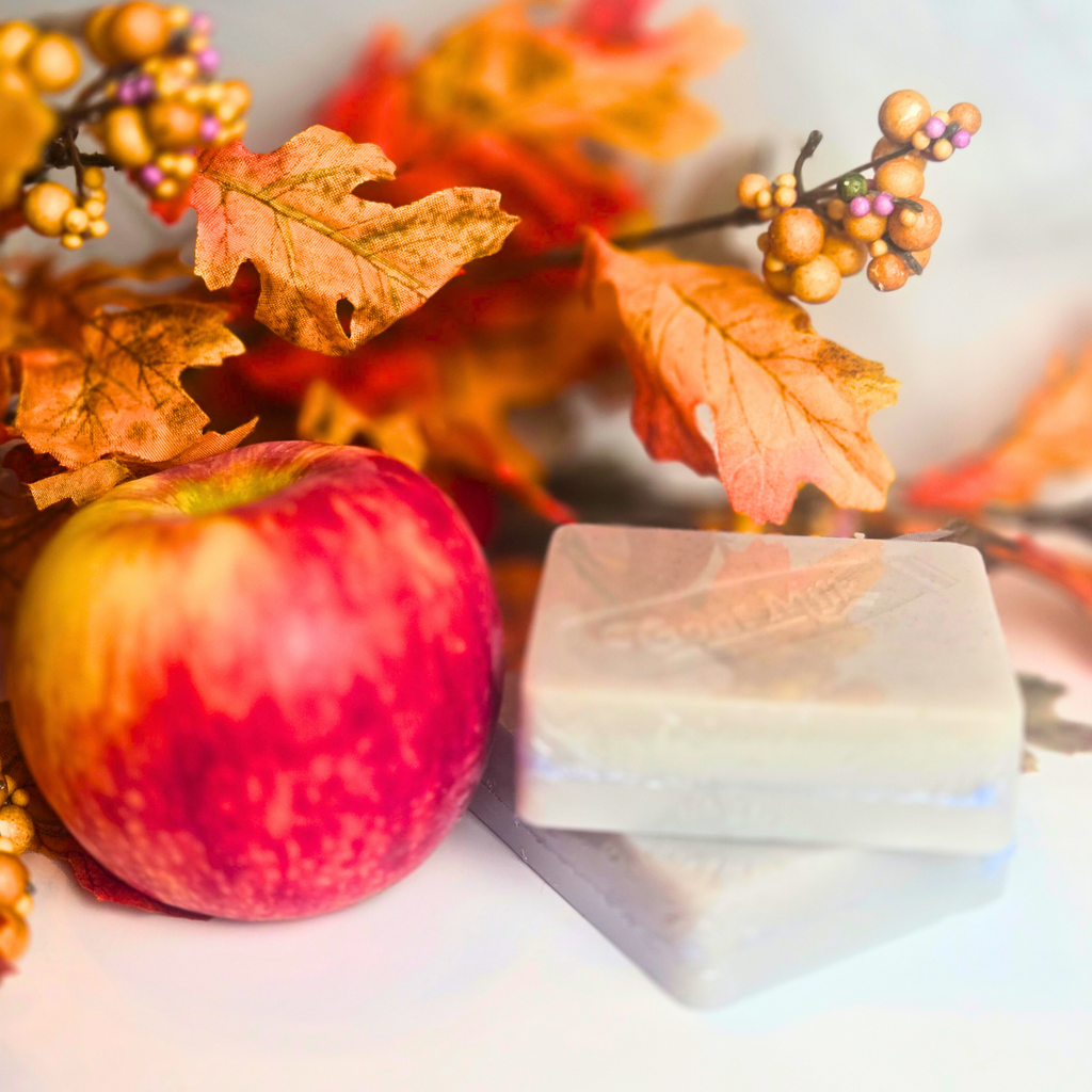 Hot Apple Pie Handcrafted Soap – Warm, Spiced Fall Scented Bar (3.95 oz)