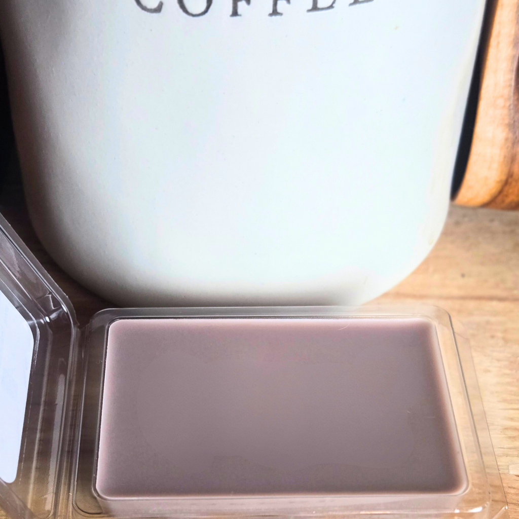 Caffè Latte Soy Wax Melts – Coffee Scented, Hand-Poured, Long-Lasting Aroma