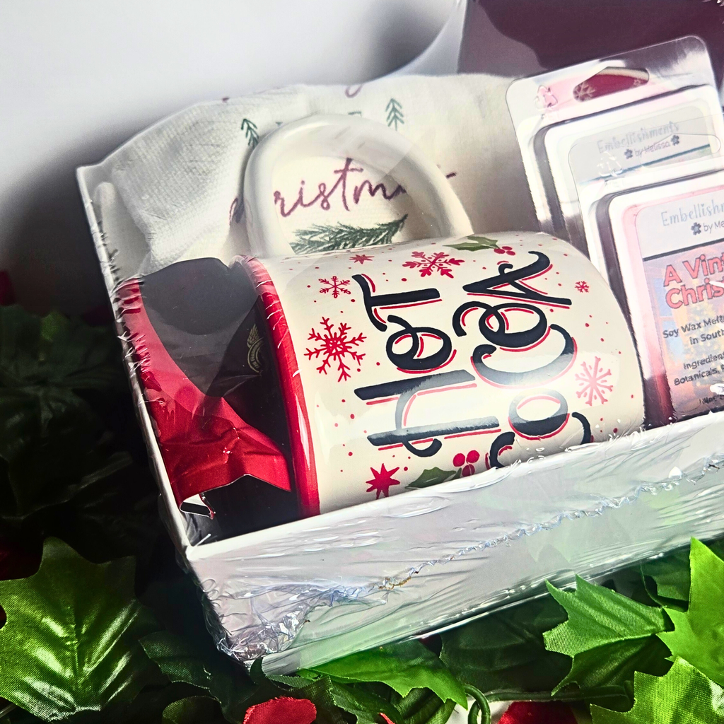 Festive Christmas Gift Basket | Hot Cocoa, Dish Towel, Wax Melts, Notebook & Pen