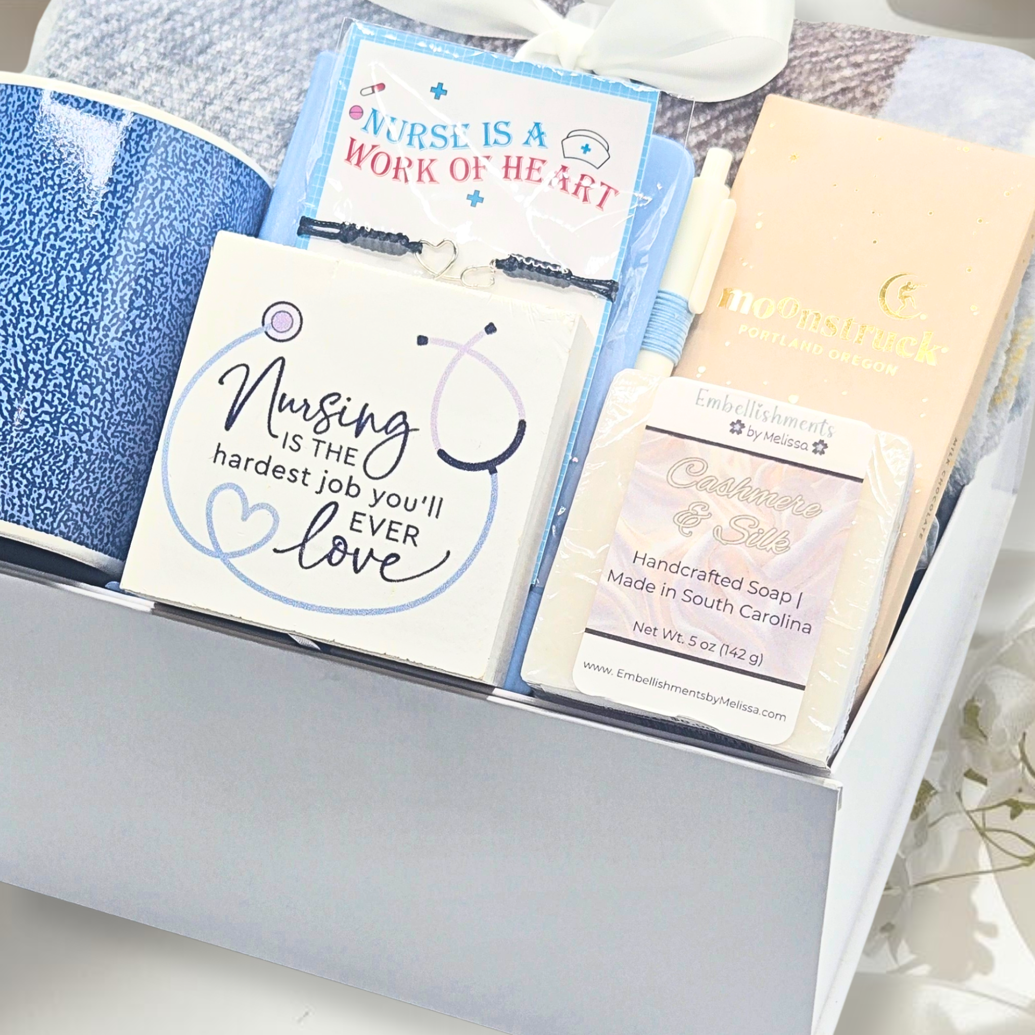 Nurse Gift Set – A Thoughtful Congratulations Gift for Her