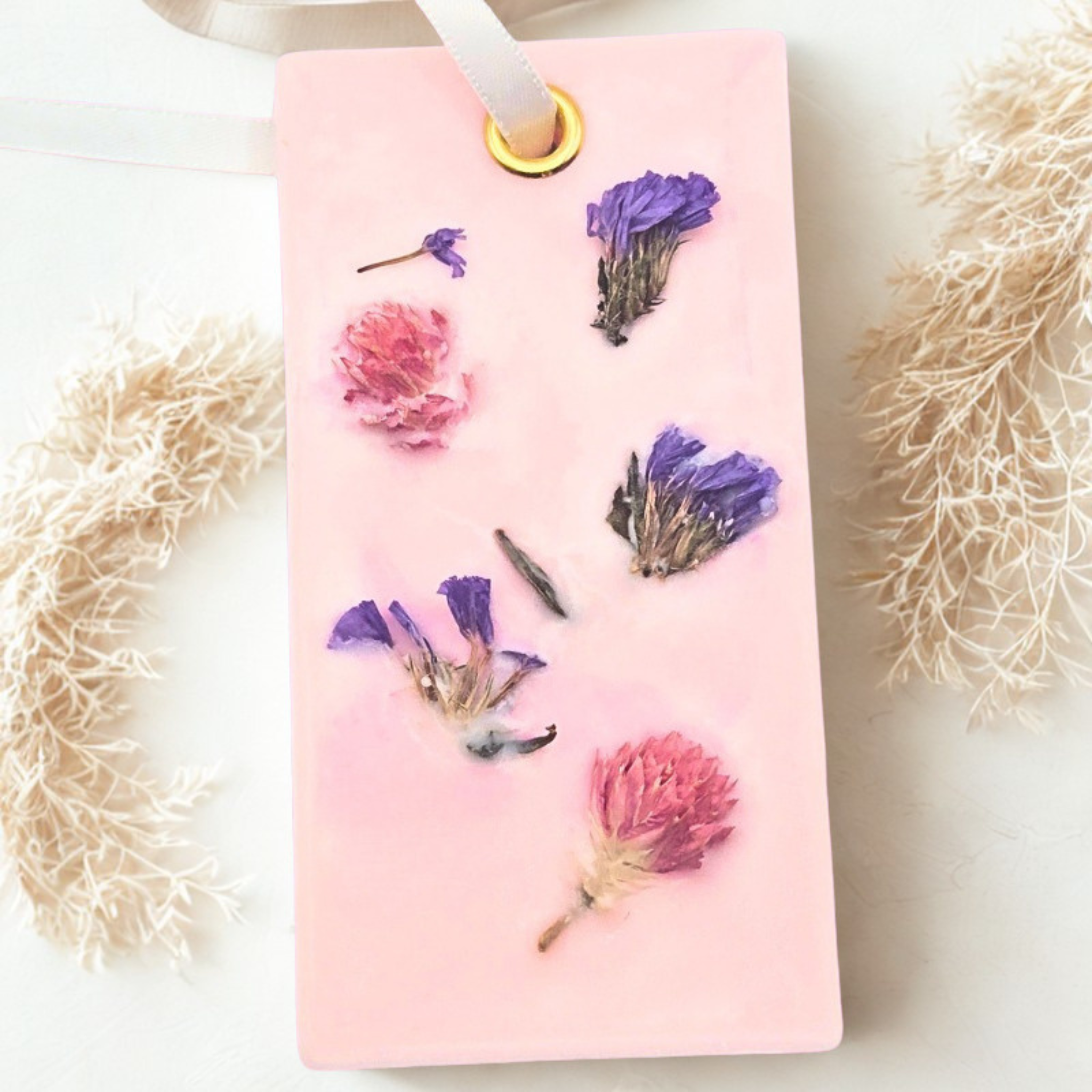 What Happens in Paris Botanical Soy Wax Sachet