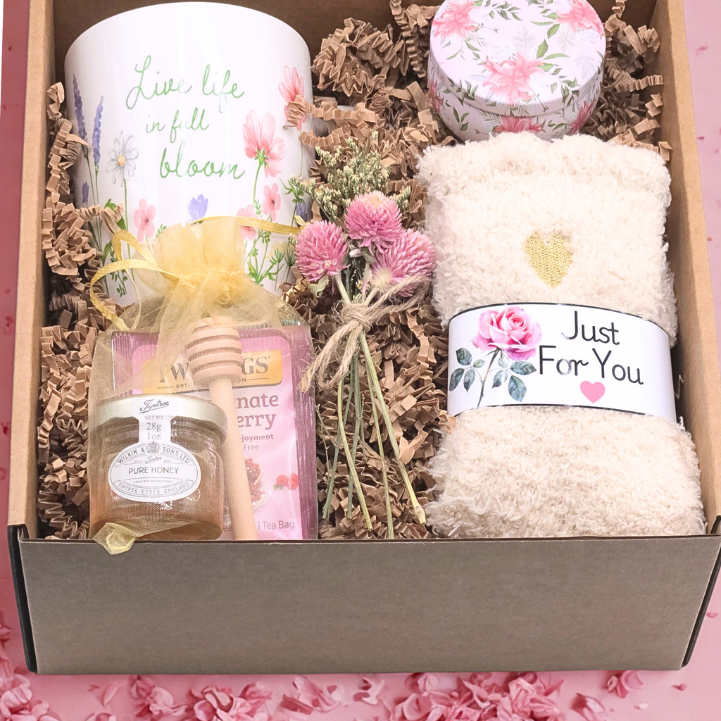 Just for You Gift Set: A Curated Gift Box for Mom